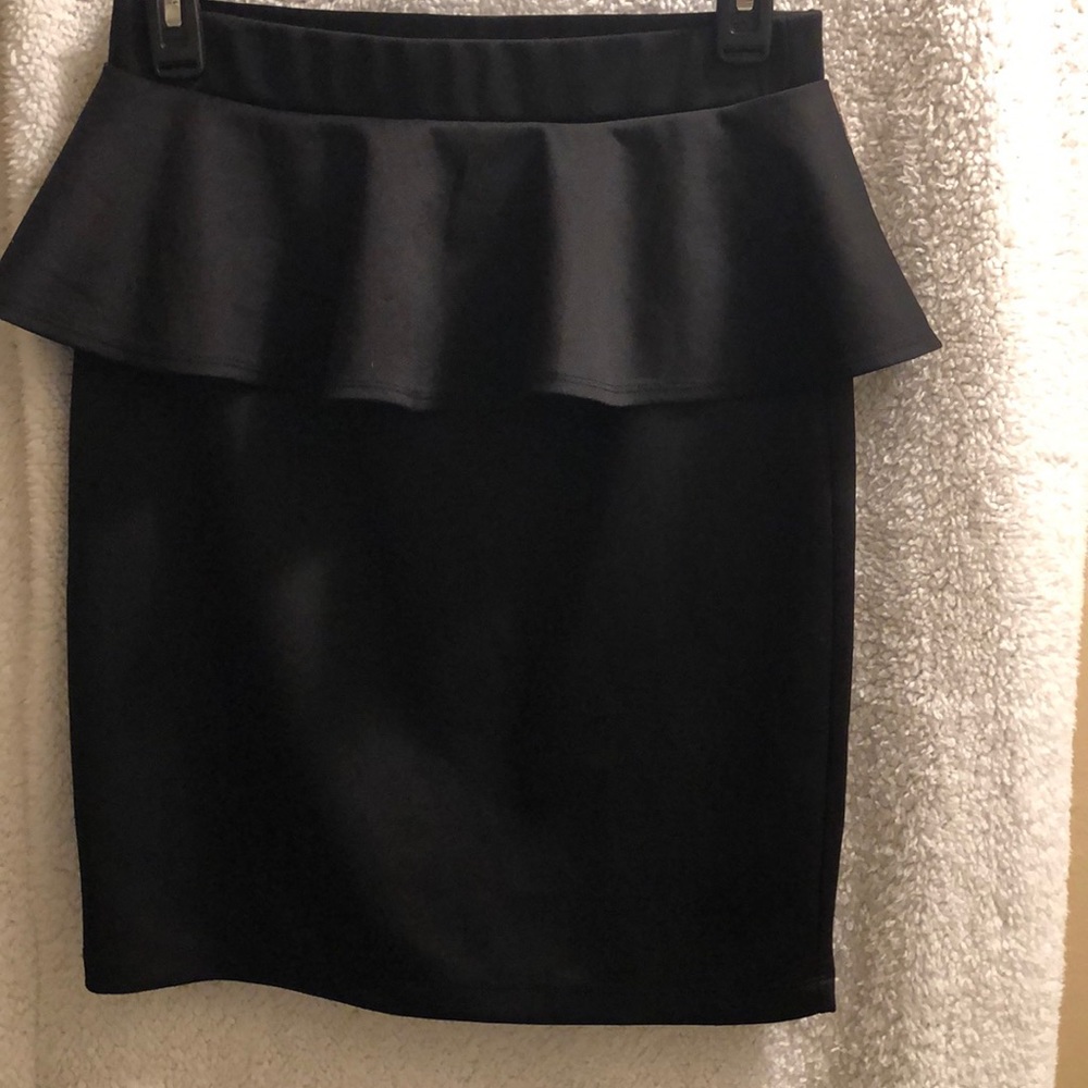 New with tags Vintage forever. 21. pencil skirt